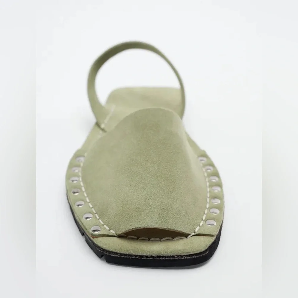 Zara RIA collaboration artisan leather sandals, neutral sage green - Picture 5 of 10